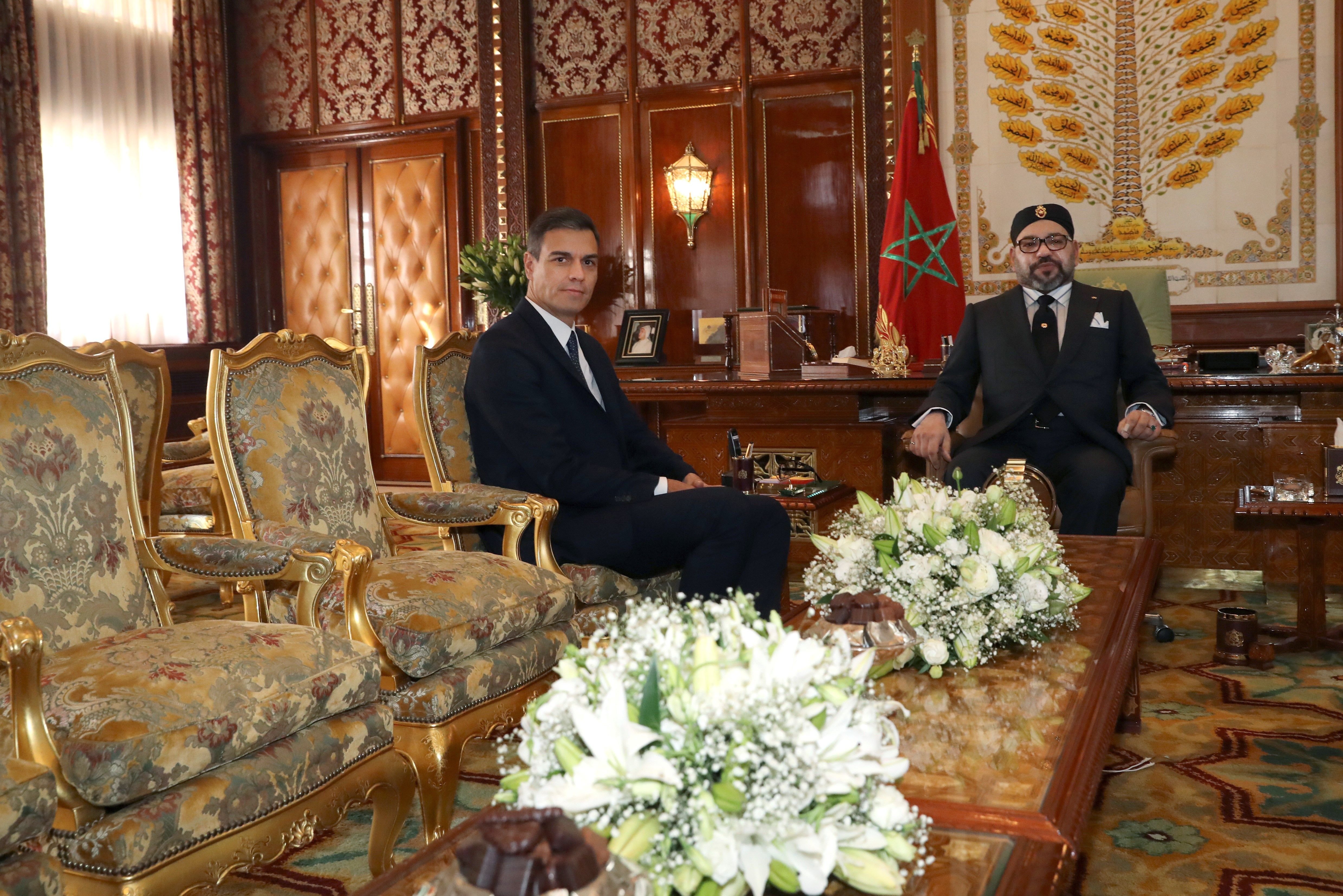 Sánchez parla amb el rei del Marroc i viatjarà a Rabat en els pròxims dies