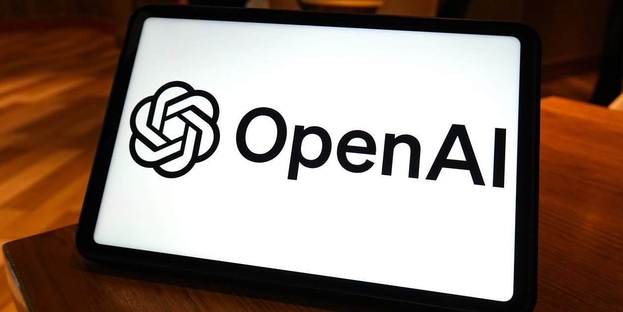 ChatGPT estrena GPT-6 Sol i Lluna: OpenAI porta la seva IA més potent a les tasques quotidianes