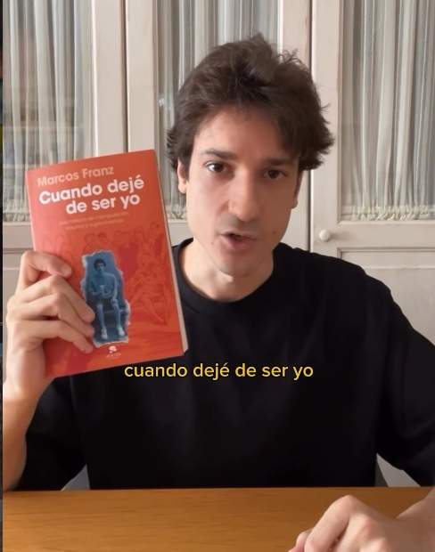 Marcos Franz estrena el seu llibre 'Cuando dejé de ser yo' / Instagram Marcos Franz estrena el seu llibre 'Cuando dejé de ser yo' / Instagram
