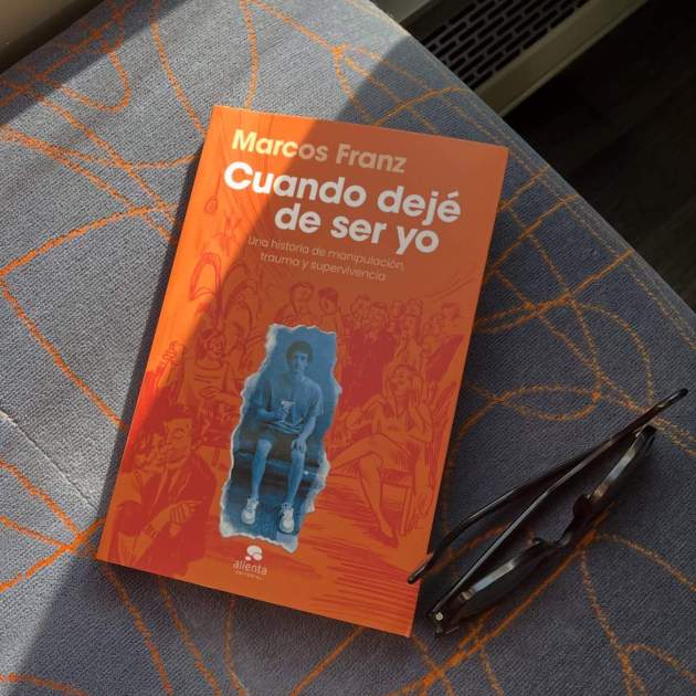 Marcos Franz de 'Merlí' estrena el seu primer llibre / Instagram Marcos Franz de 'Merlí' estrena el seu primer llibre / Instagram
