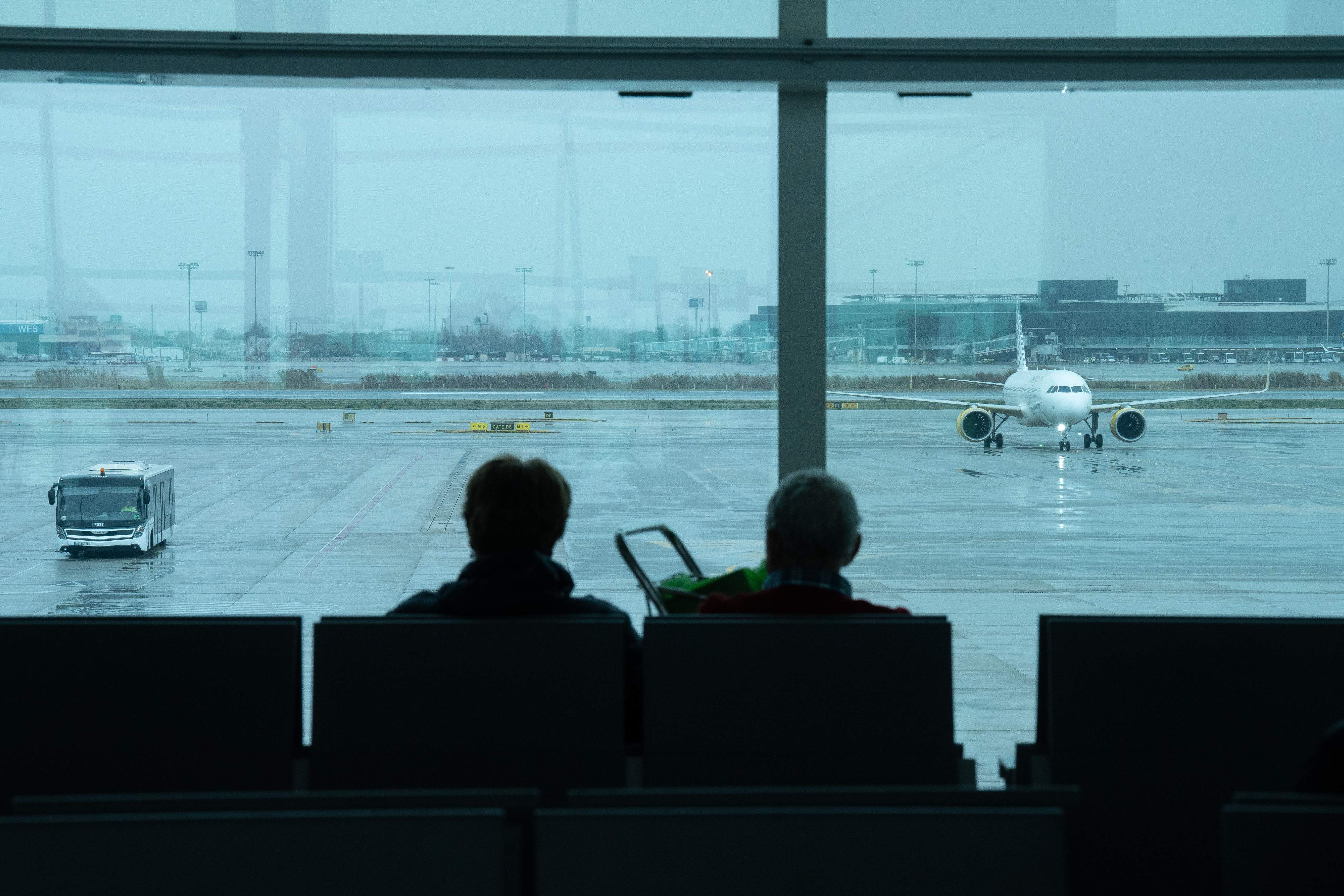 Reunió extraordinària del comitè de seguretat de l’aeroport del Prat per les amenaces d’atacs amb drons russos