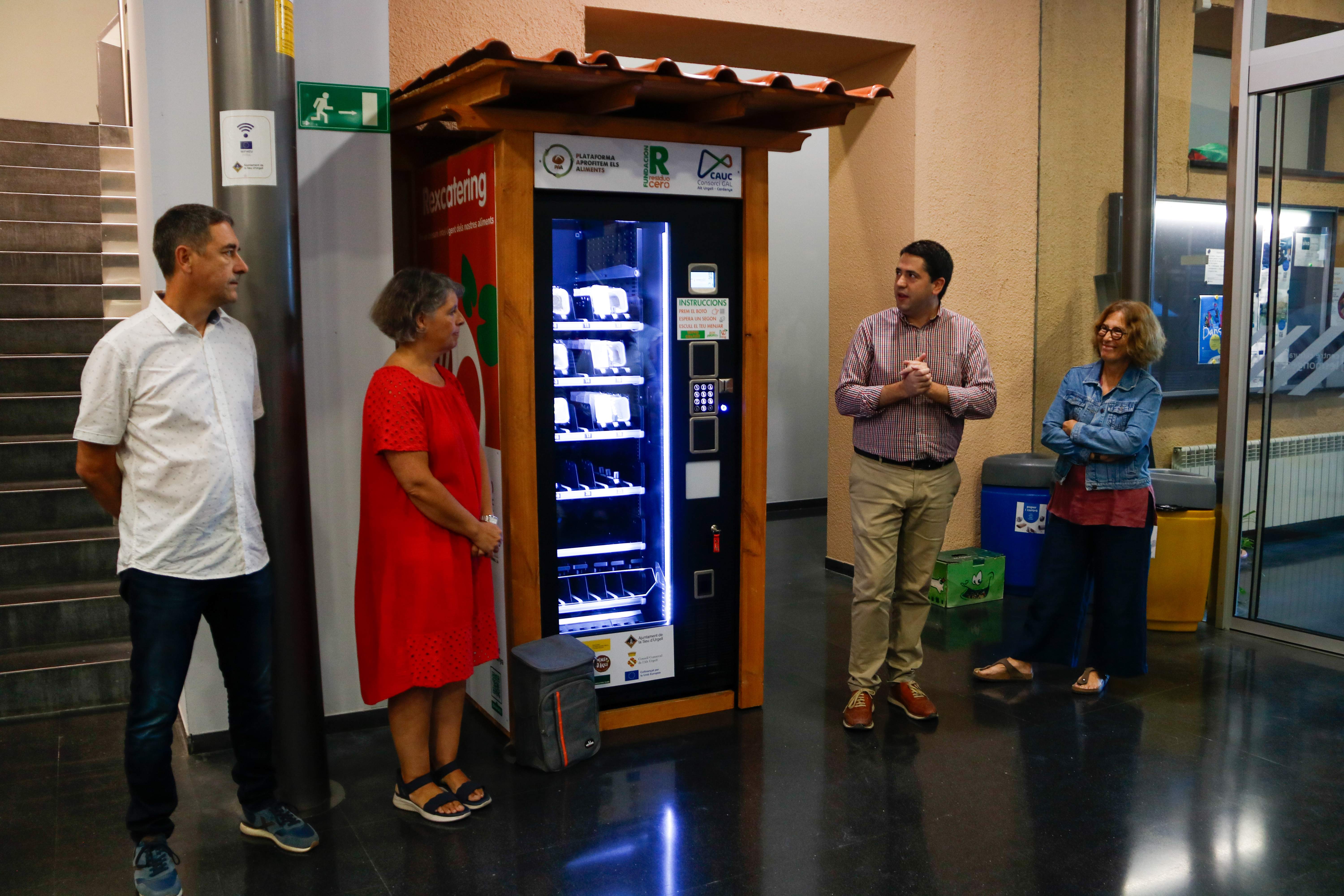 Catalunya guanya una nova màquina expenedora de les sobres