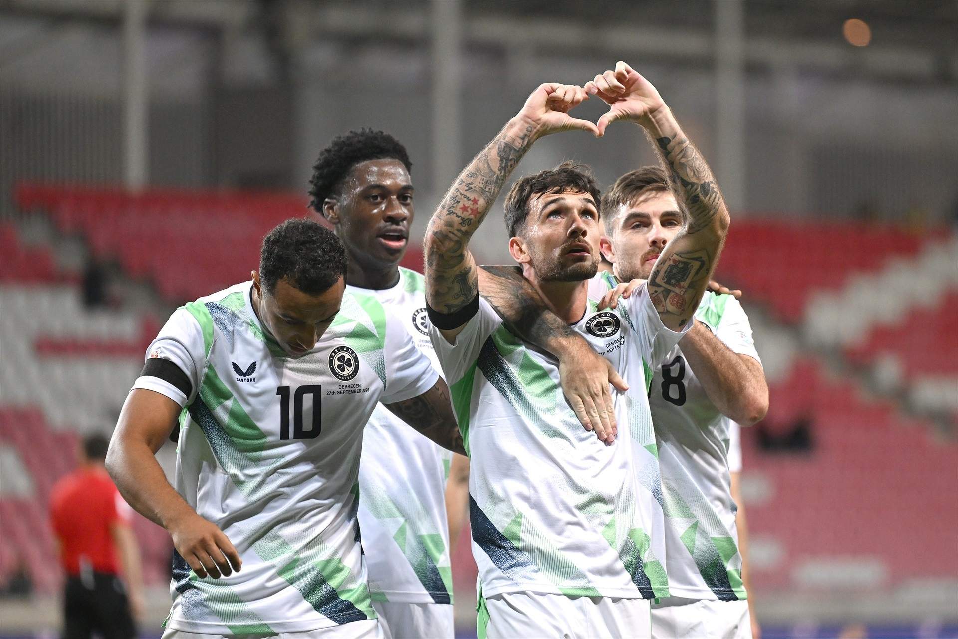 Irlanda es rebel·la a la Nations League i nega la salutació als jugadors d'Israel