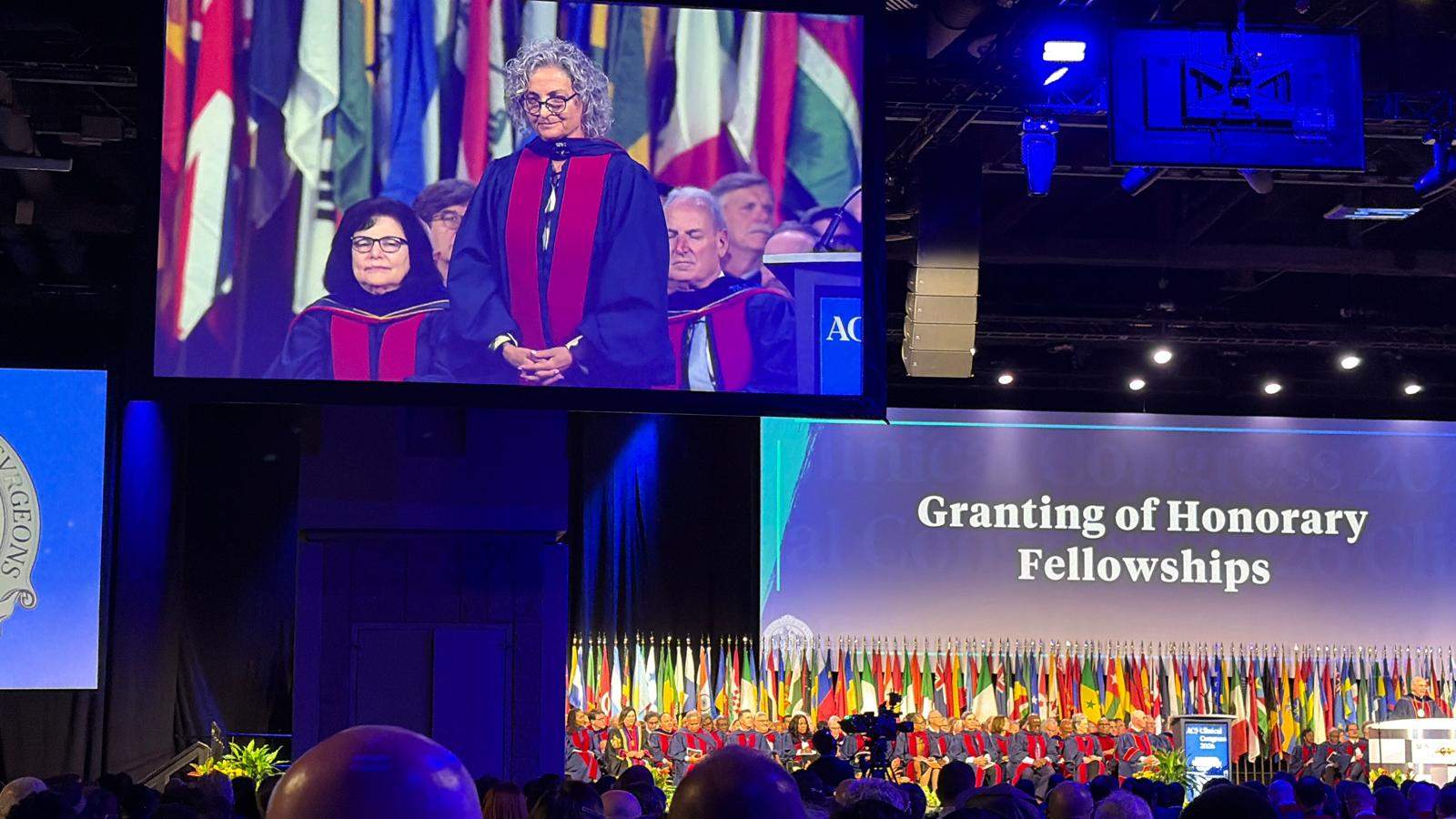 La cirurgiana Rosa Jorba, la primera dona catalana nomenada membre d'honor de l'American College of Surgeons