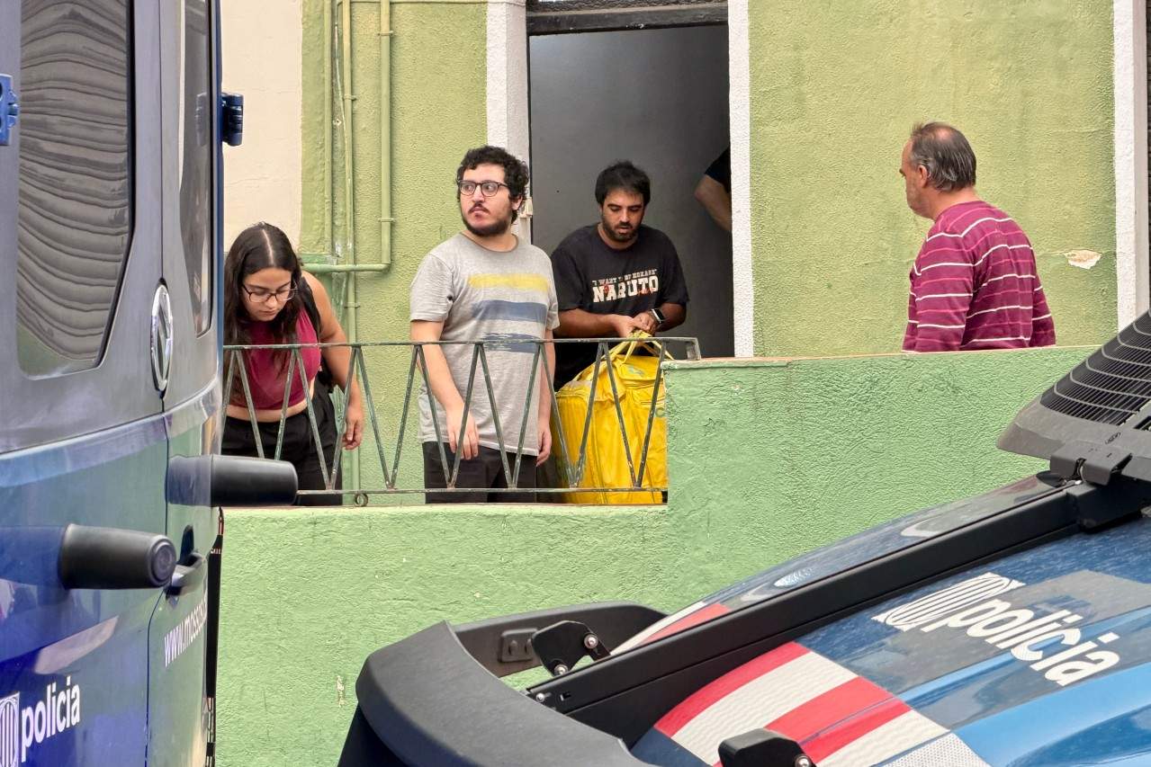 Desahucian a una familia con una persona con discapacidad y tres menores en Mataró