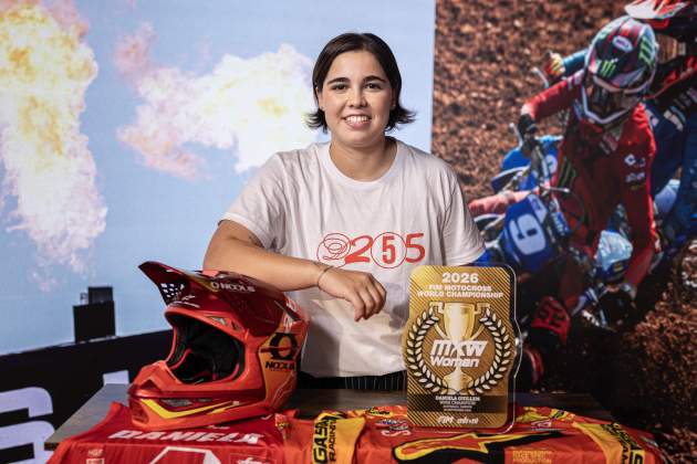 DANIELA GUILLEN campiona motocross / Foto: Montse Giralt DANIELA GUILLEN campiona motocross / Foto: Montse Giralt