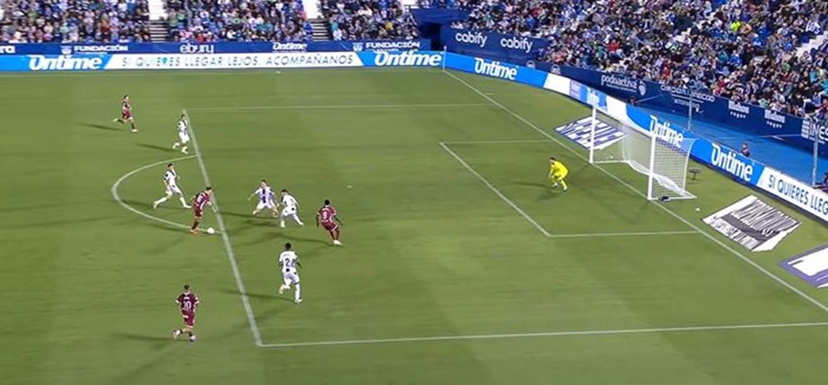 LALIGA HYPERMOTION afronta una jornada en obert amb històries personals, talent emergent i igualtat