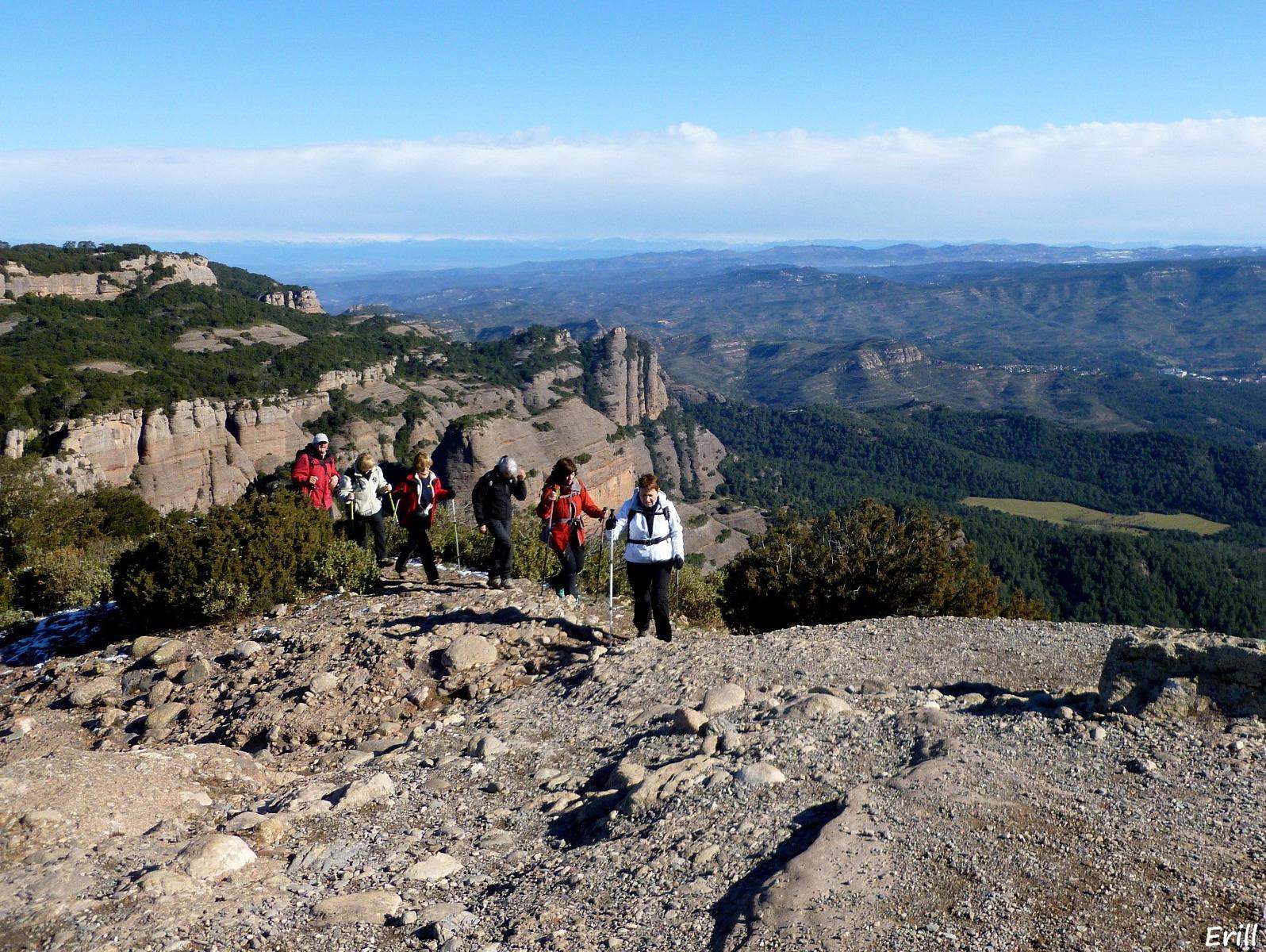 Imatge d'excursionistes a la Mola / Foto: Wikiloc