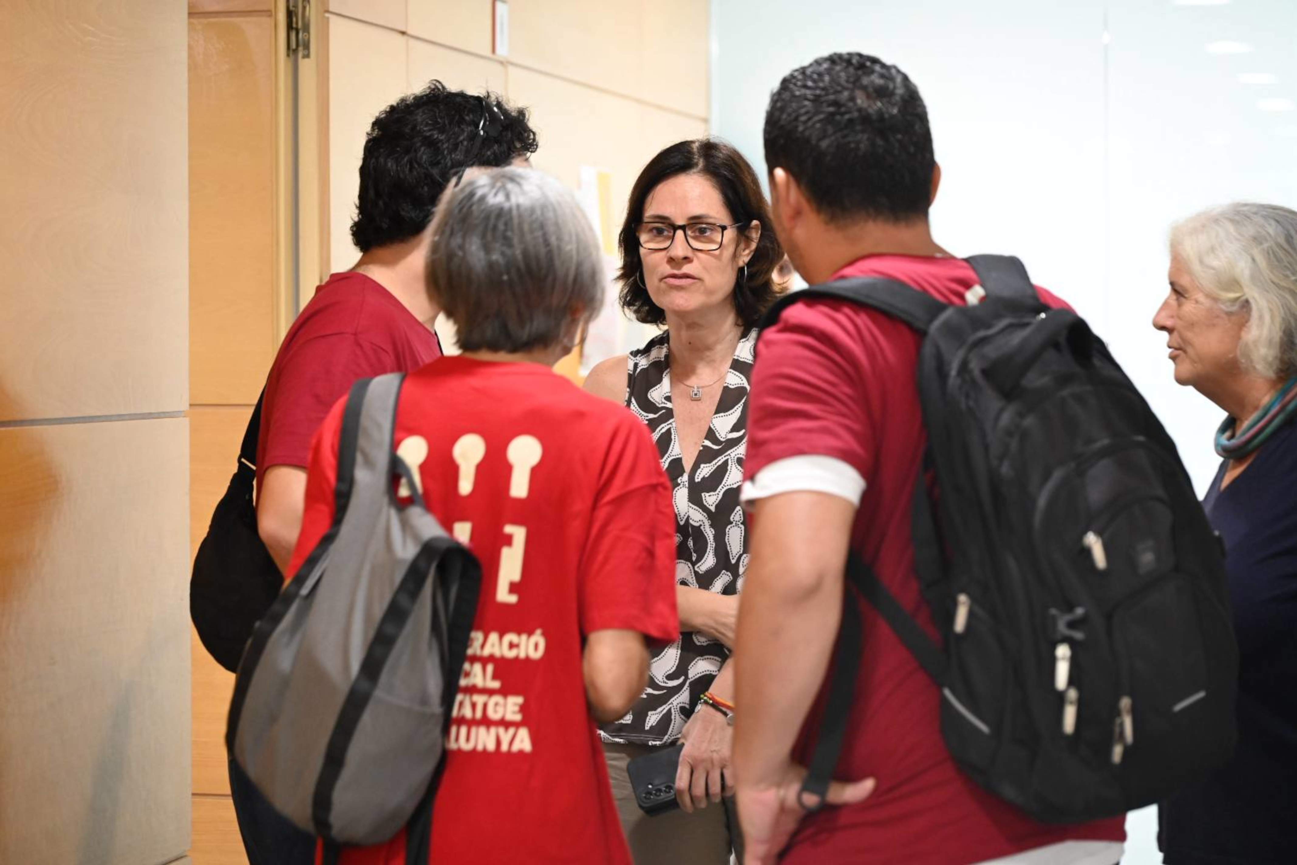 Un sindicato de vivienda ocupa el Instituto Municipal de Vivienda de Barcelona