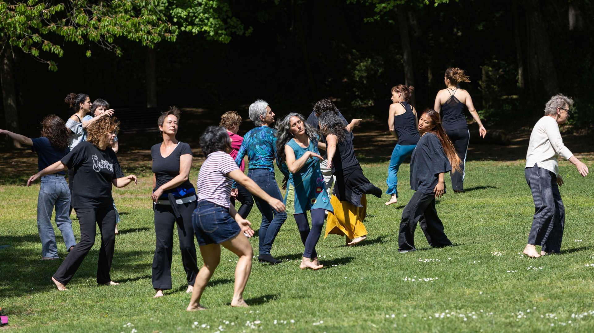 Meditació amb bany de gong col·lectiva de tardor, Núria Andorrà i Mònica Arús