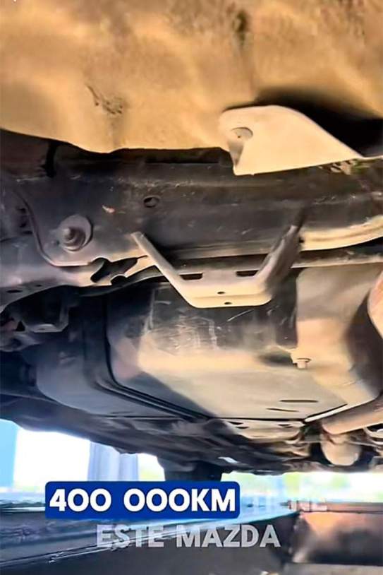 Mazda 6e con 400.000 km TikTok Mazda 6e con 400.000 km TikTok