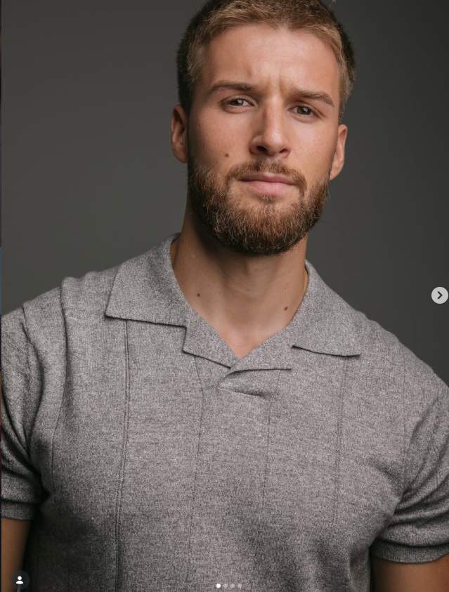 Joel Abadal, Ig