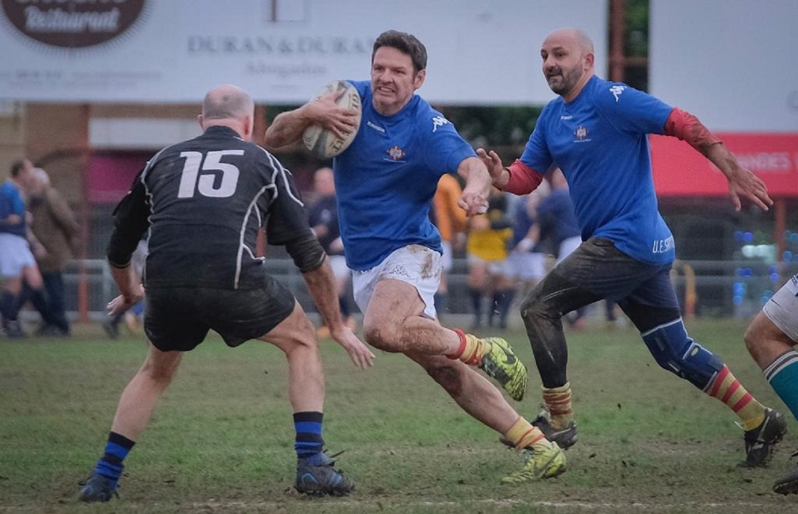 La UE Santboiana ret homenatge a Massoni