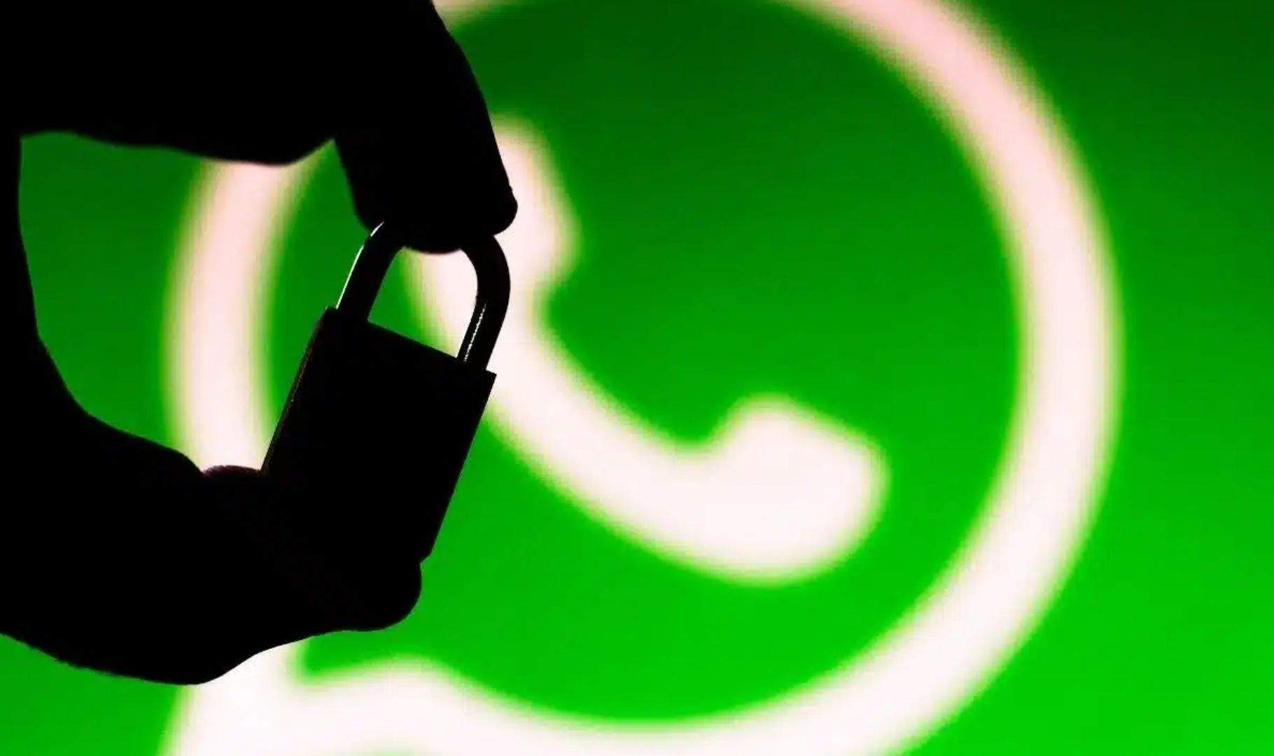 WhatsApp amplia els seus controls parentals centrant-se en els grups, els canals i la IA