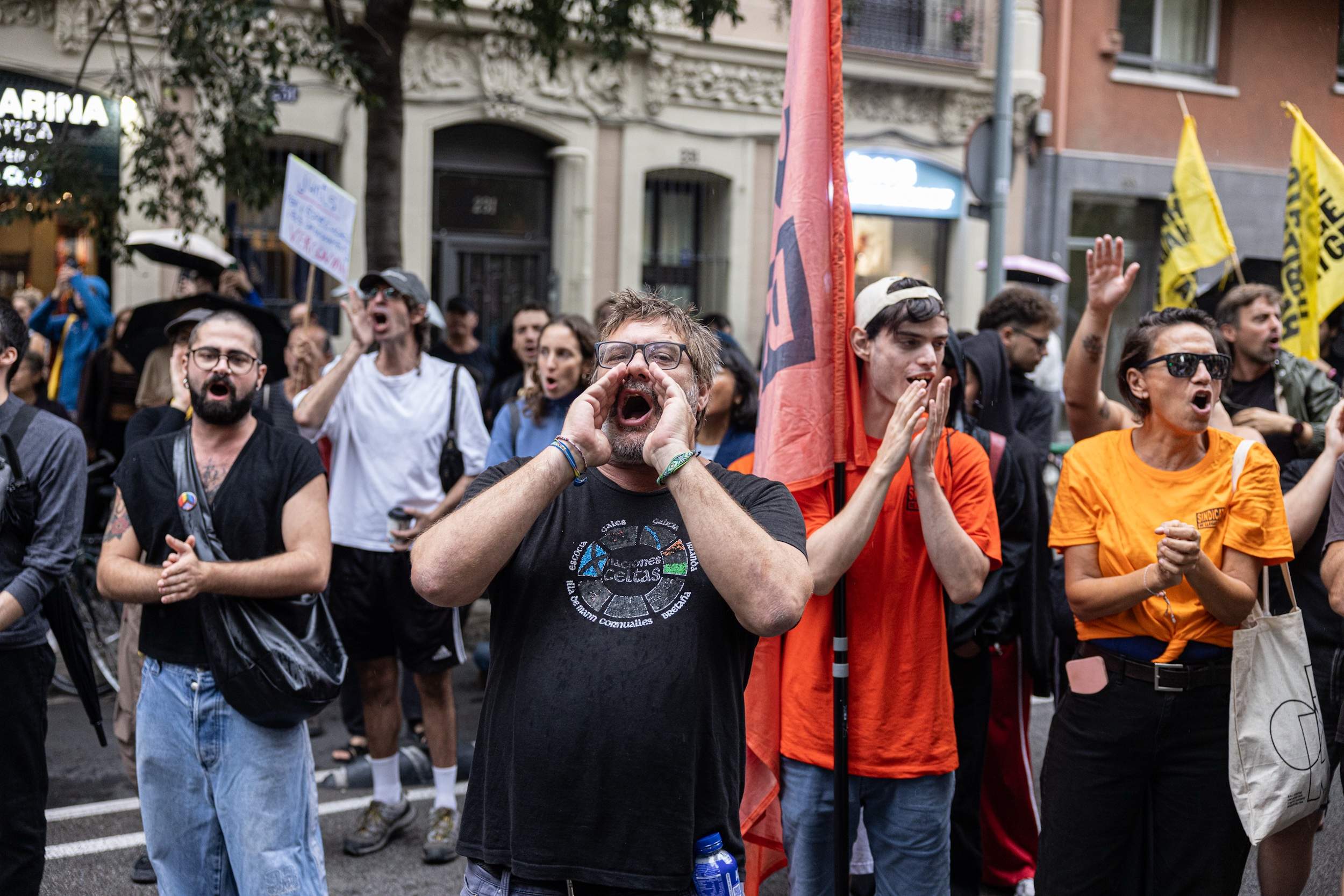 Protesta Barcelona Sindicat de Llogateres seu de Junts Montse Giralt Protesta Barcelona Sindicat de Llogateres seu de Junts Montse Giralt