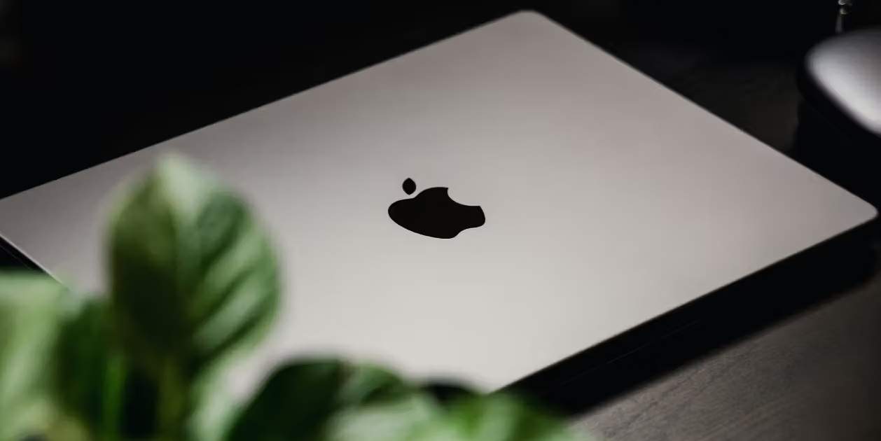 El nou MacBook Pro tàctil podria llançar-se aquest mes d'octubre
