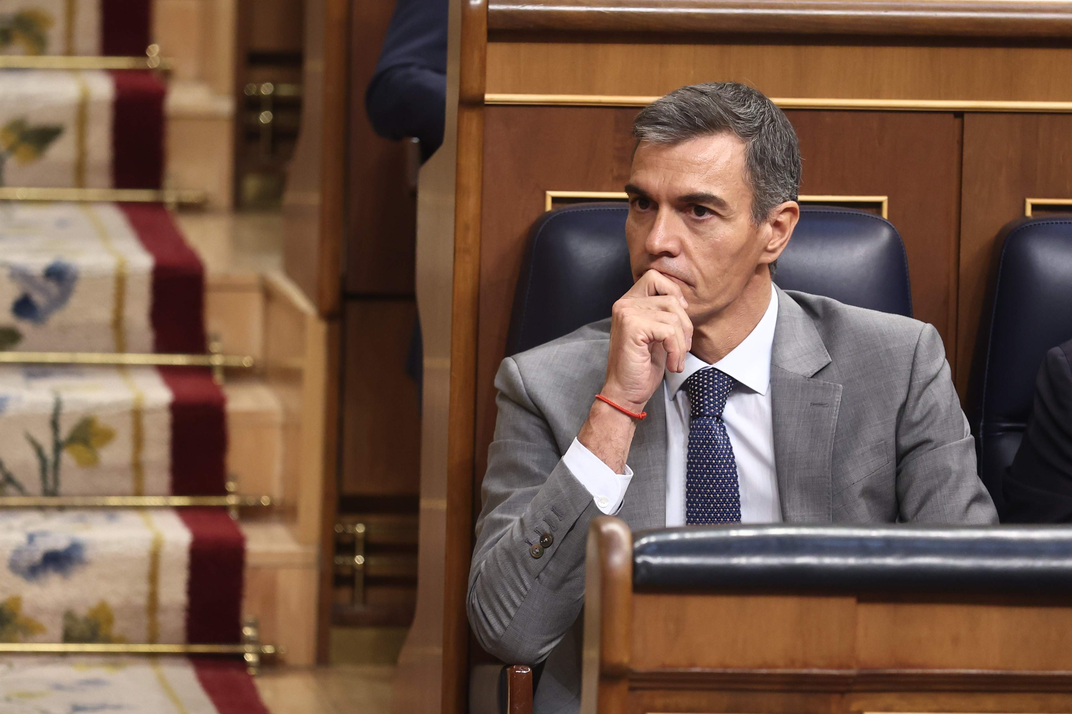 Sánchez se toma un segundo periodo de reflexión: el fin de semana decidirá si convoca elecciones
