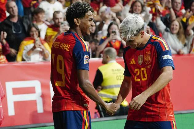 Lamine Yamal i Pedri celebren un gol amb Espanya / Foto: EFE Lamine Yamal i Pedri celebren un gol amb Espanya / Foto: EFE