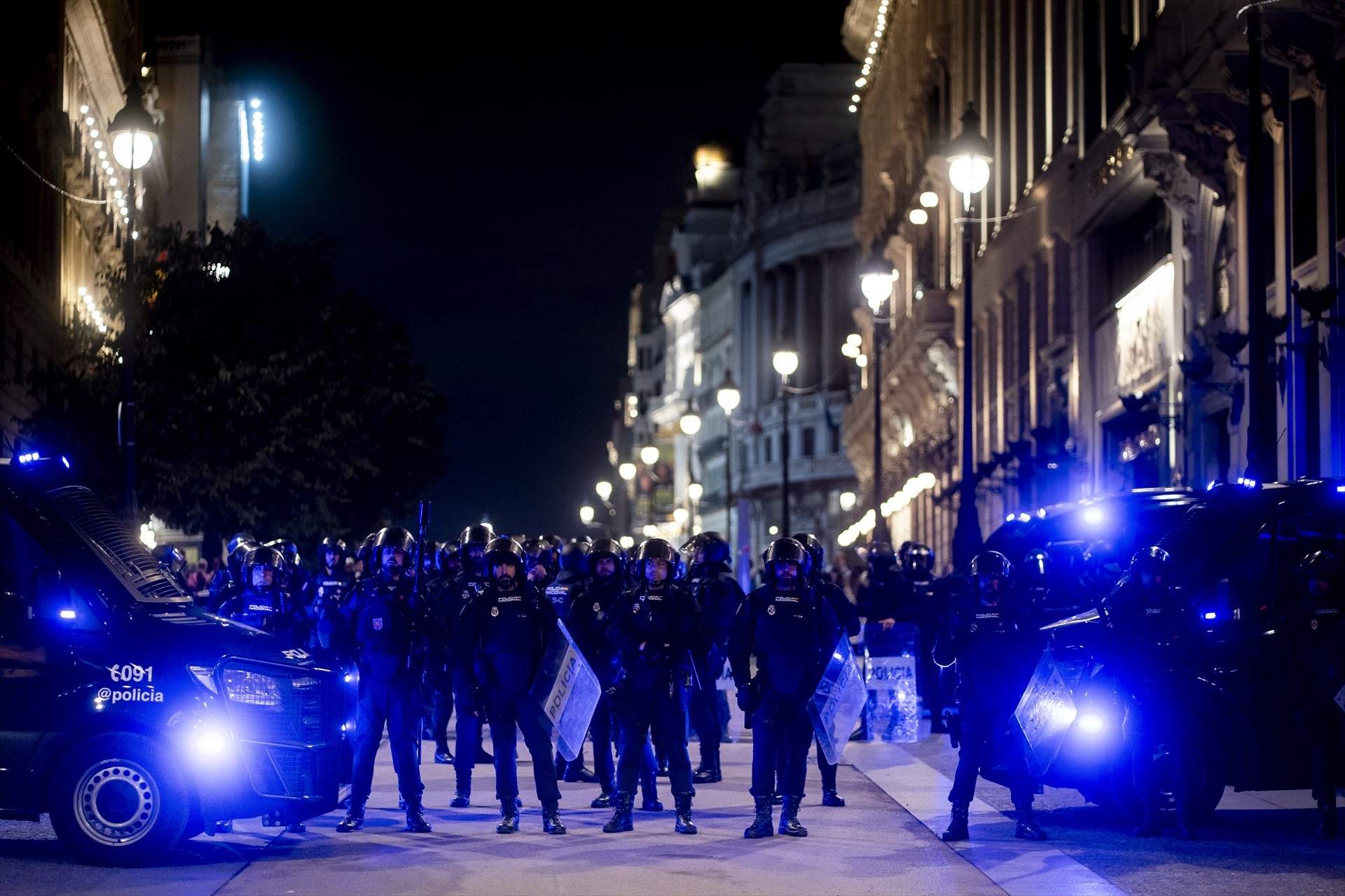 EuropaPress 7818920 varios agentes policia nacional controlan personas manifiestan contra EuropaPress 7818920 varios agentes policia nacional controlan personas manifiestan contra