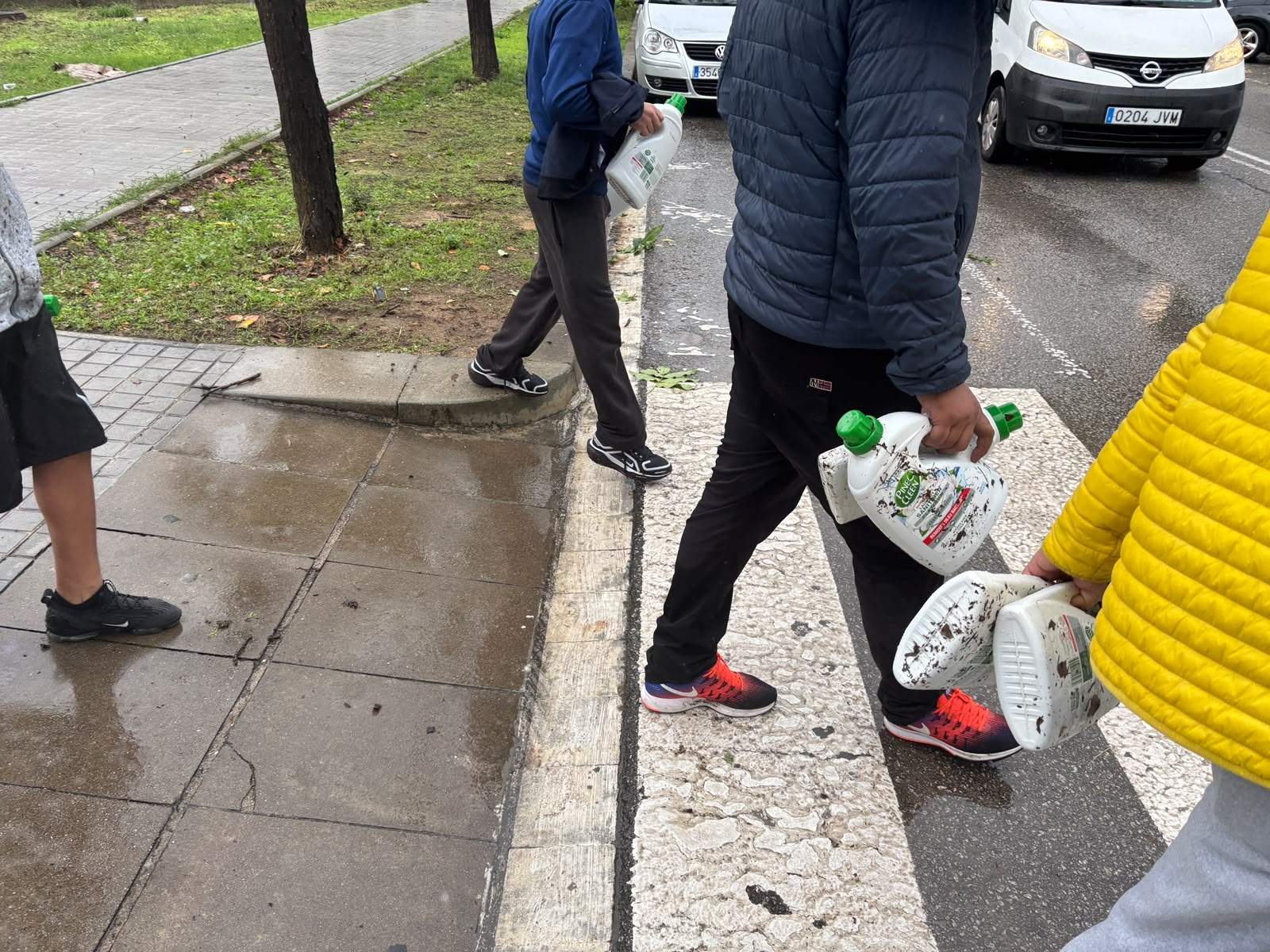 Aprofiten els aiguats per saquejar una nau industrial de Granollers afectada per les inundacions