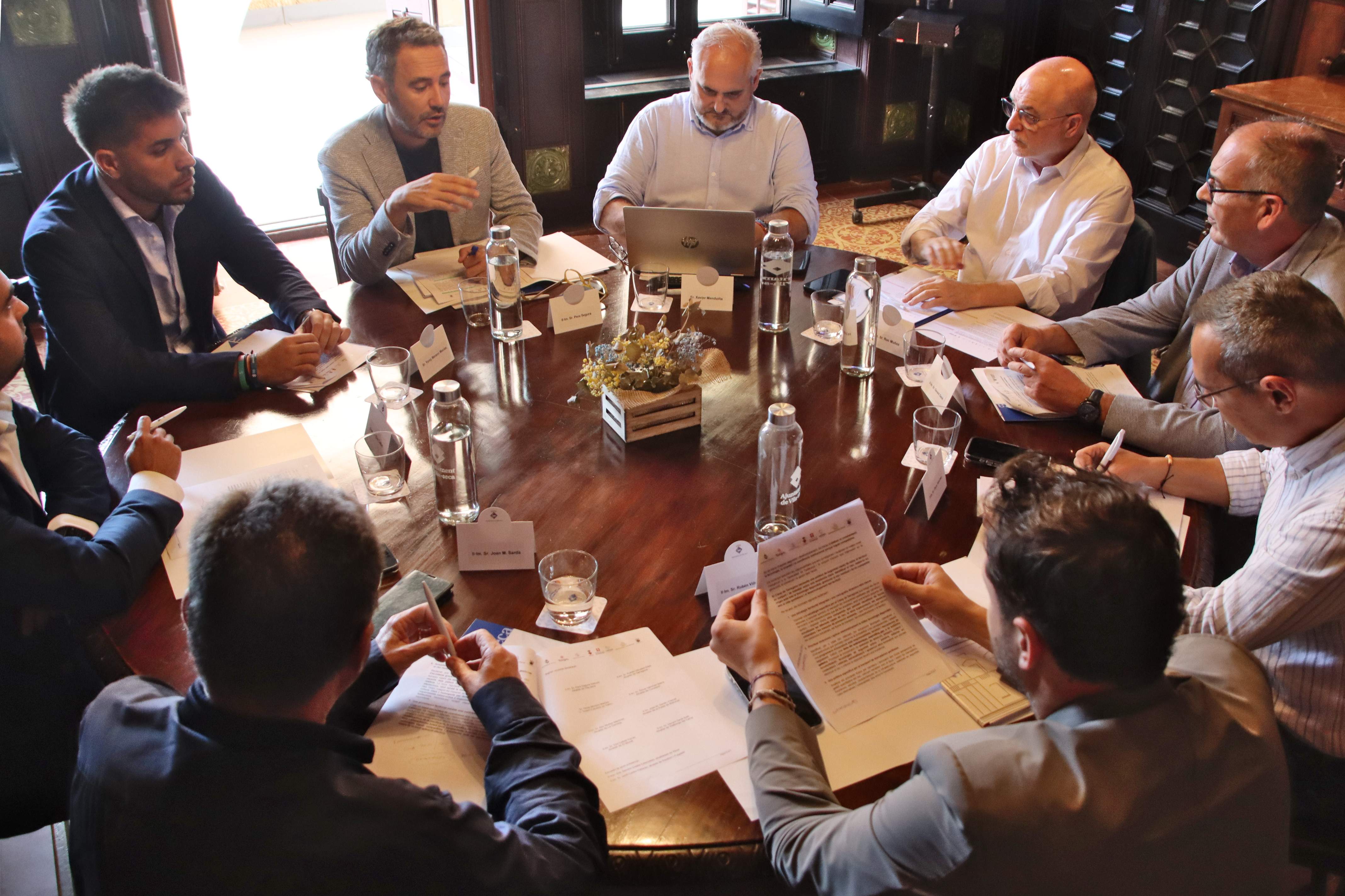 Manifest dels alcaldes de l'entorn de la petroquímica de Tarragona: en volen conèixer els riscos químics