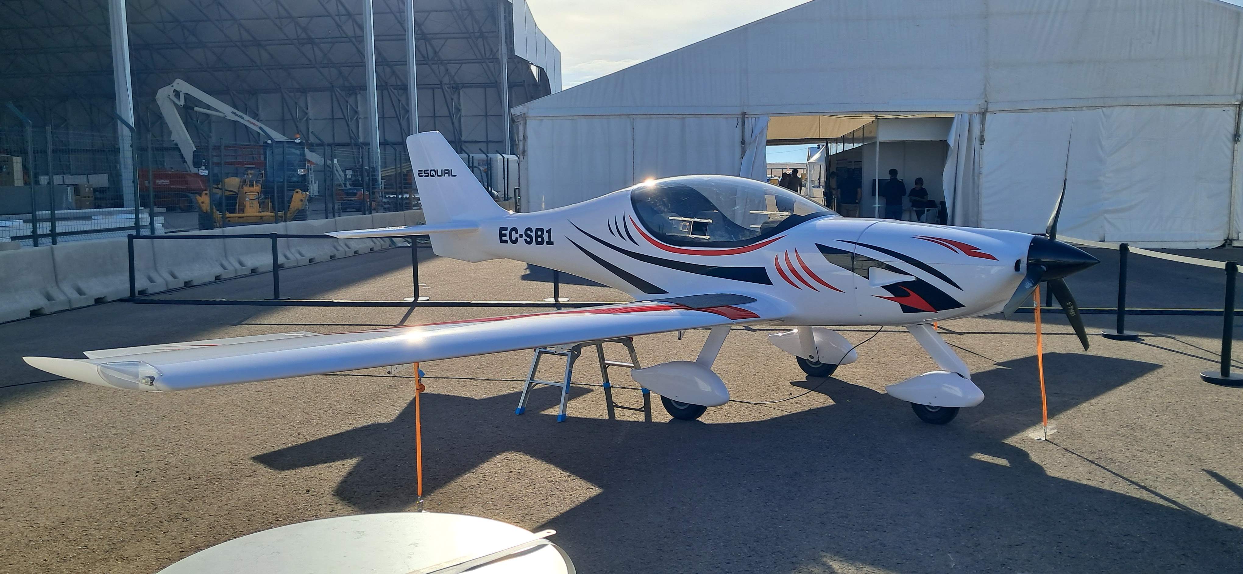 S&amp;B Ultralight Aircraft Esqual, l'empresa catalana que està canviant la manera de volar