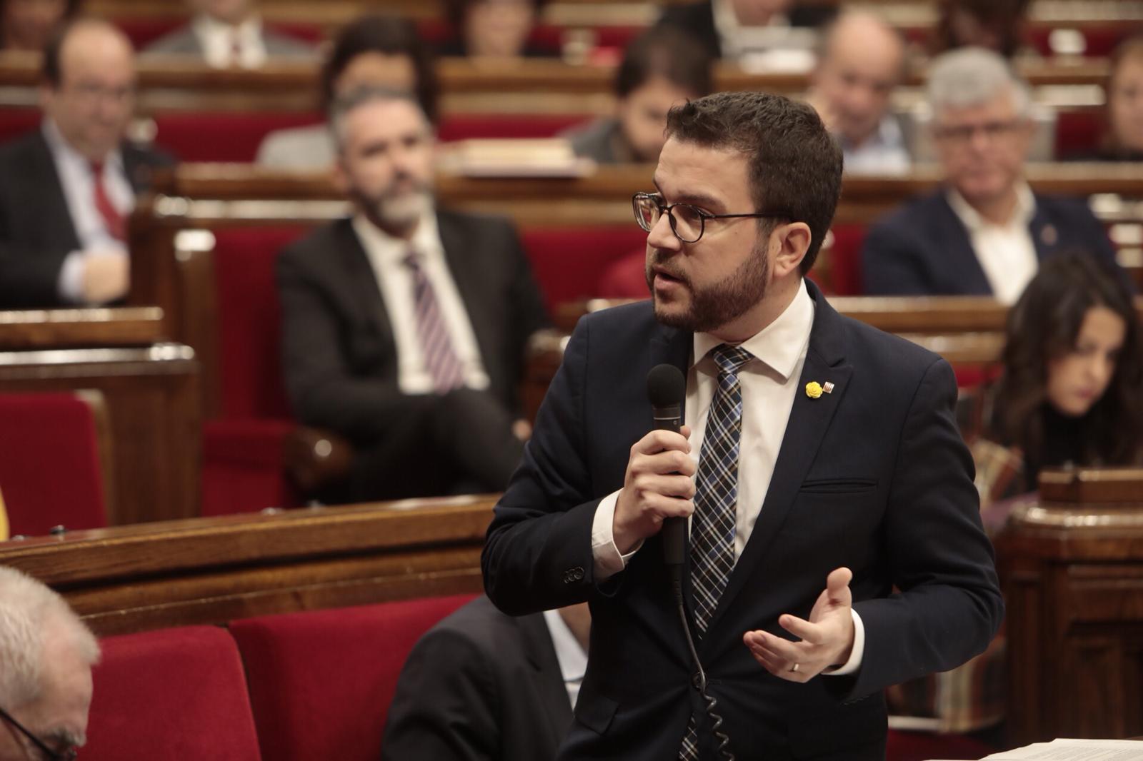 Aragonès reprocha a Cs que no reclame las deudas del Estado con Catalunya