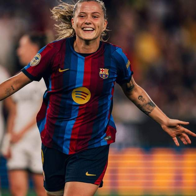 Clàudia Pina celebrant els seus gols durant el Clàssic / Instagram