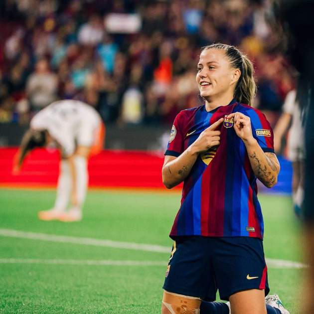 Clàudia Pina celebrant els seus gols durant el Clàssic / Instagram