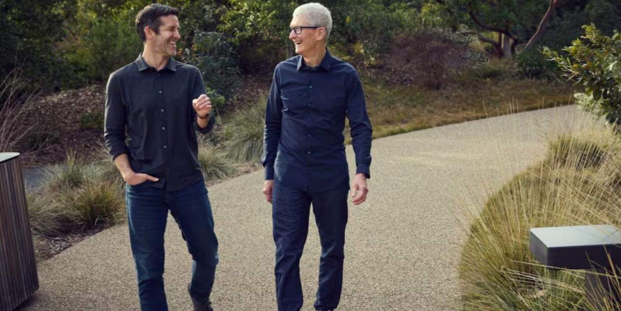 El consejo de Tim Cook a John Ternus, nuevo CEO de Apple: "Que no me imite. Igual que yo no imité a Steve"