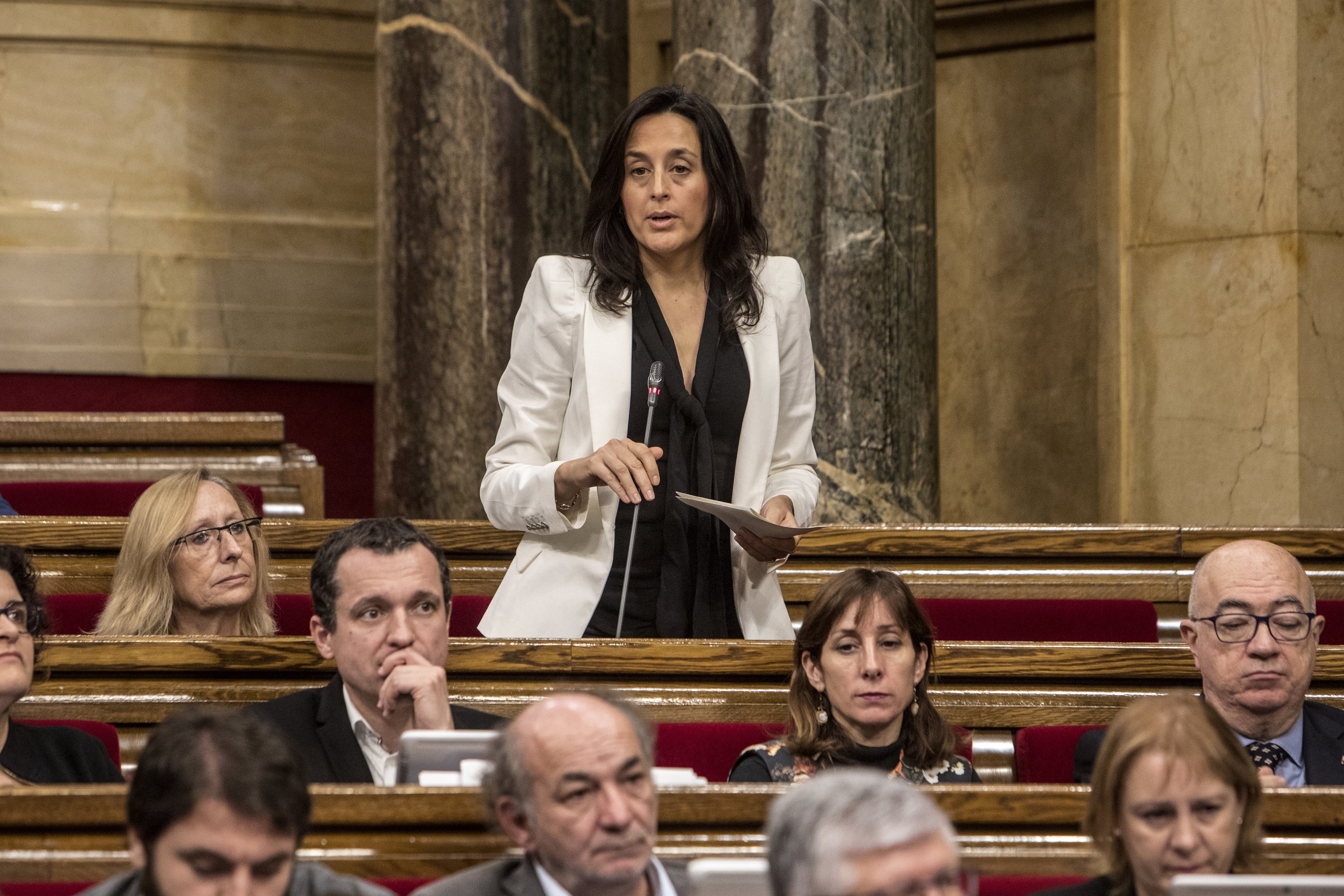 PSC y comuns presionan a Junts por el acuerdo del catalán tras el ultimátum del 25%