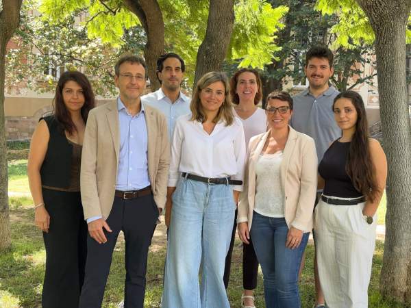 fetaLife treballa amb un equip de 10 professionals.