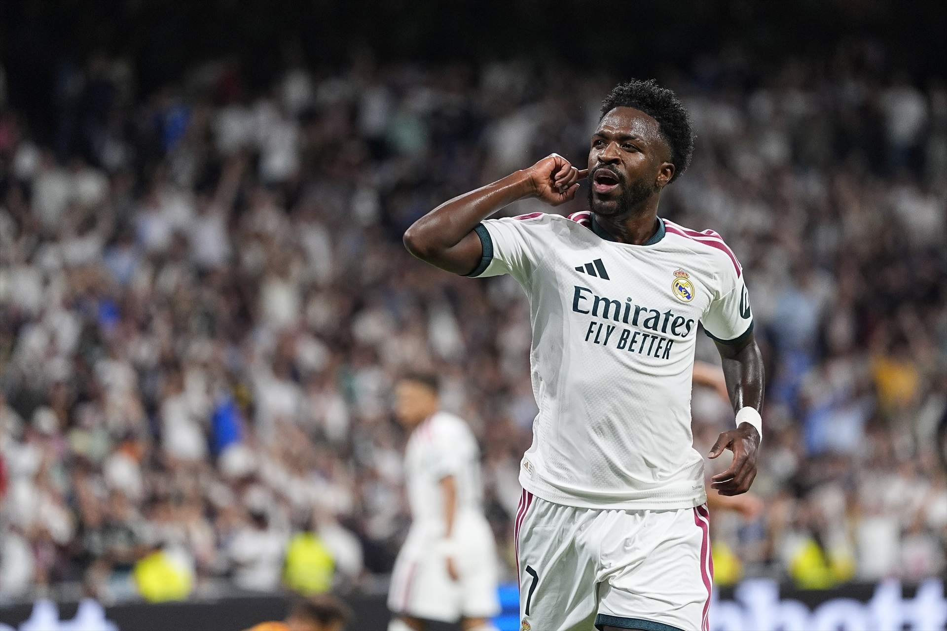 Problemes per a Vinícius i el Reial Madrid: el brasiler es podria perdre el Clàssic