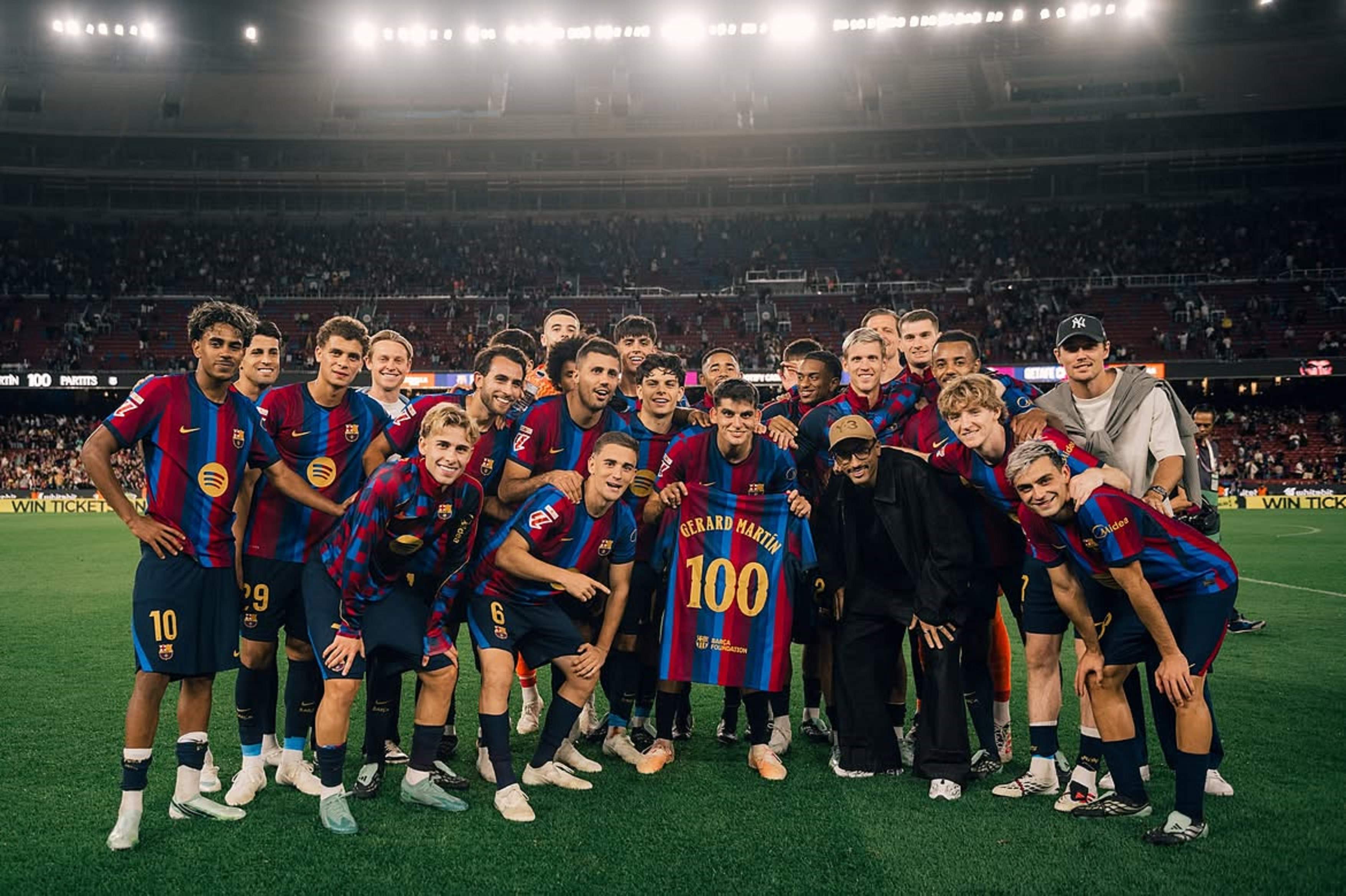 Una noche de celebración: el Barça rinde homenaje a una leyenda y Gerard Martín llega a los 100 partidos