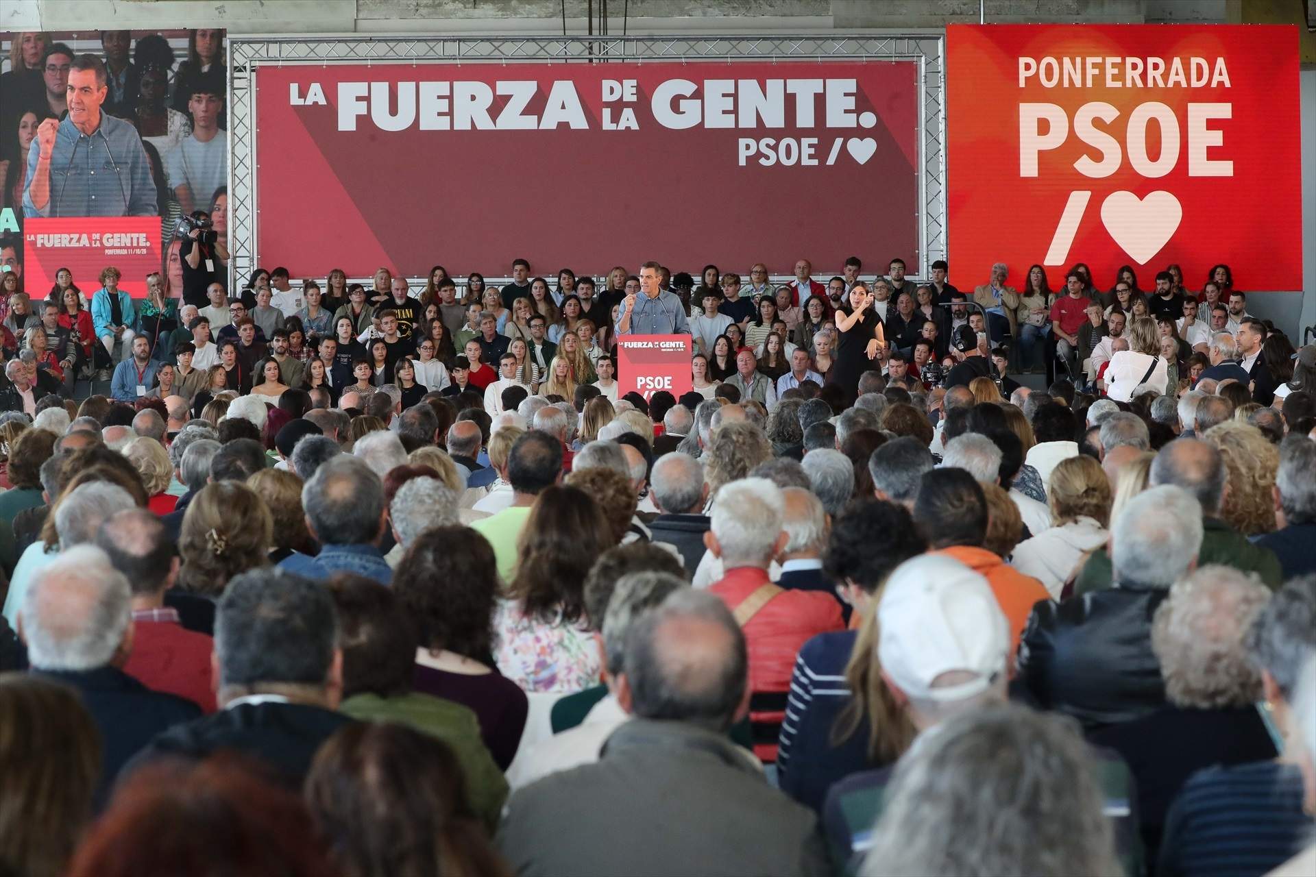 Sánchez exigeix al Suprem que freni "l'atropellament" de PP i Vox contra els nets dels exiliats del franquisme