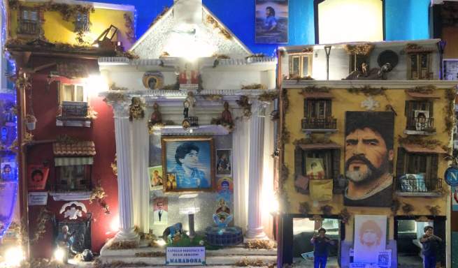 La capella dedicada a Maradona en un bar de Nàpols La capella dedicada a Maradona en un bar de Nàpols