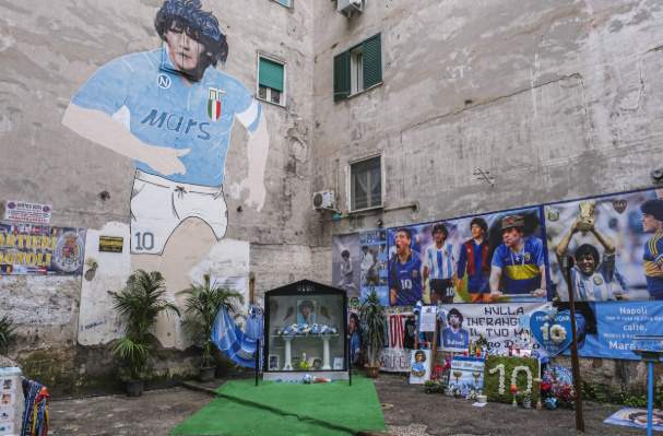 Mural a Maradona a Nàpols Mural a Maradona a Nàpols