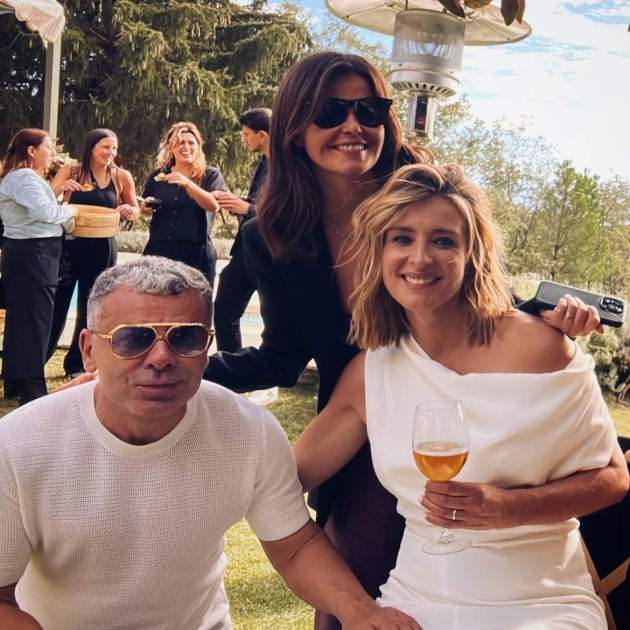 Jorge Javier Vázquez amb Marta Torné i Sandra Barneda / Instagram Jorge Javier Vázquez amb Marta Torné i Sandra Barneda / Instagram