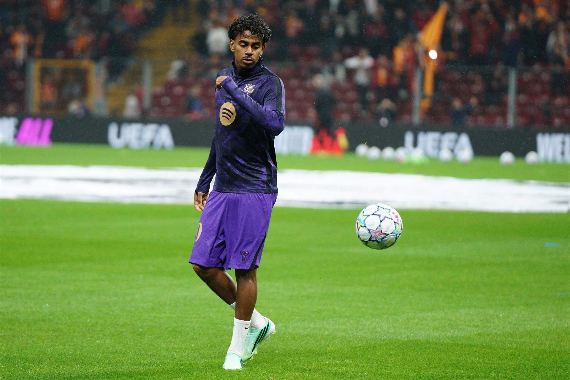 Lamine es venja amb una exhibició contra el Galatasaray i Lemina abaixa el cap: "Em coneix ara?"