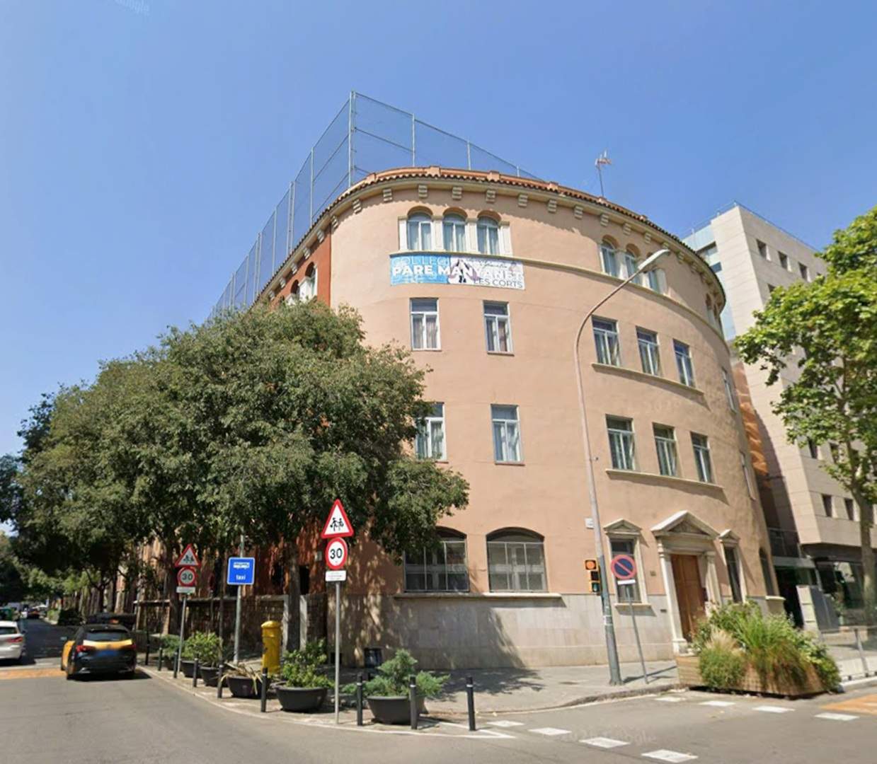 El Pare Manyanet demanda els pares de dos alumnes que es van suïcidar per vulneració de l'honor