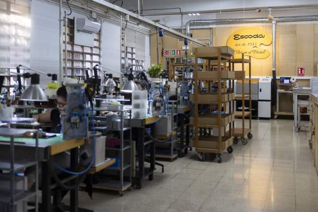 Àrea de producció a la fàbrica Escoda, a Sabadell. / Foto: Montse Giralt Àrea de producció a la fàbrica Escoda, a Sabadell. / Foto: Montse Giralt