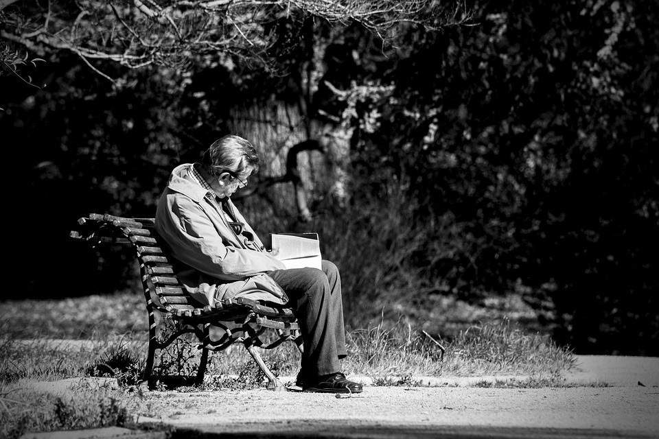 Un estudi alerta que la demència afectarà el 42 % dels majors de 55 anys