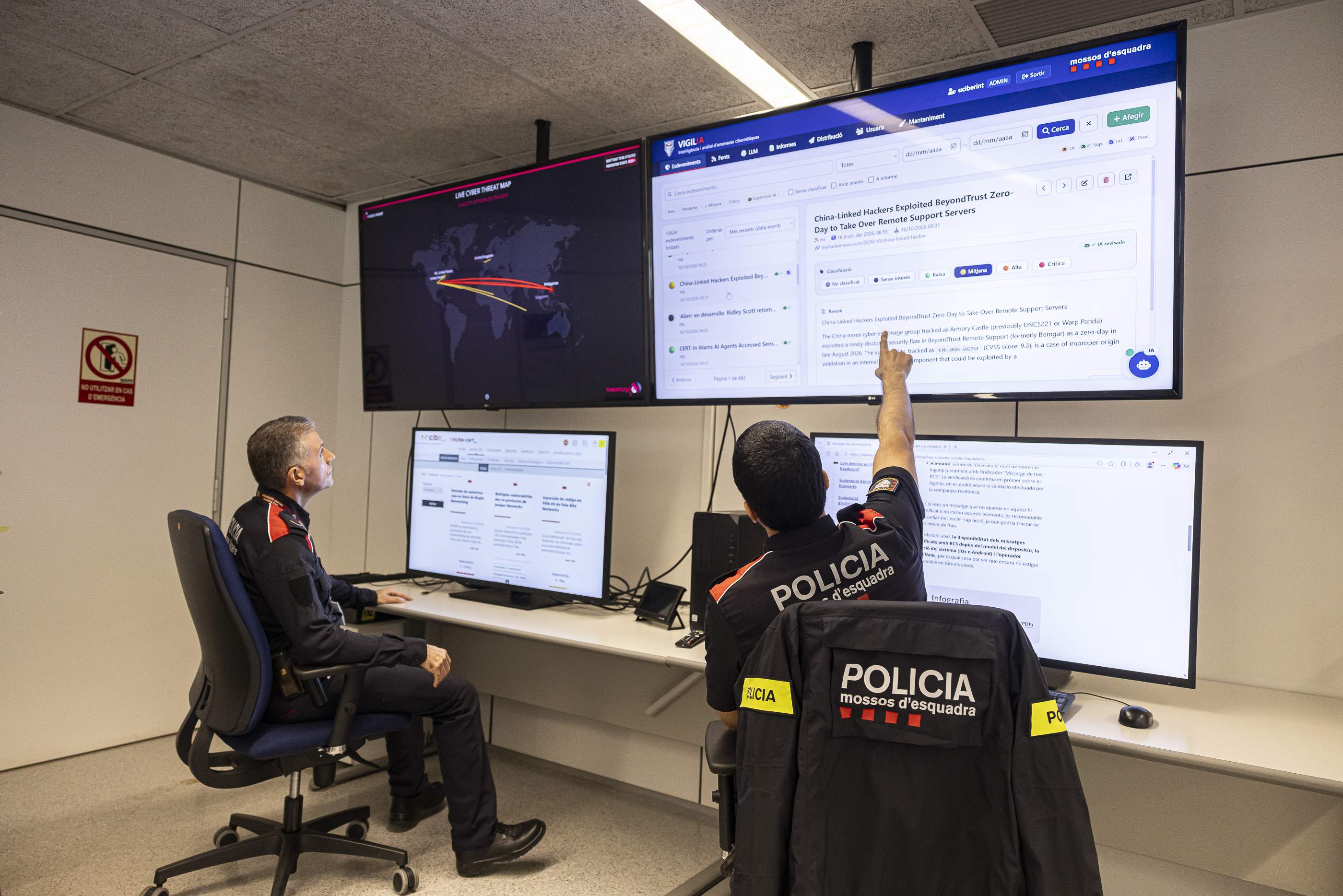 La Agència de Ciberseguretat de Catalunya y el cuerpo de Mossos d'Esquadra presentan el Plan de lucha contra las ciberestafas 2026-2028 / Foto: Montse Giralt