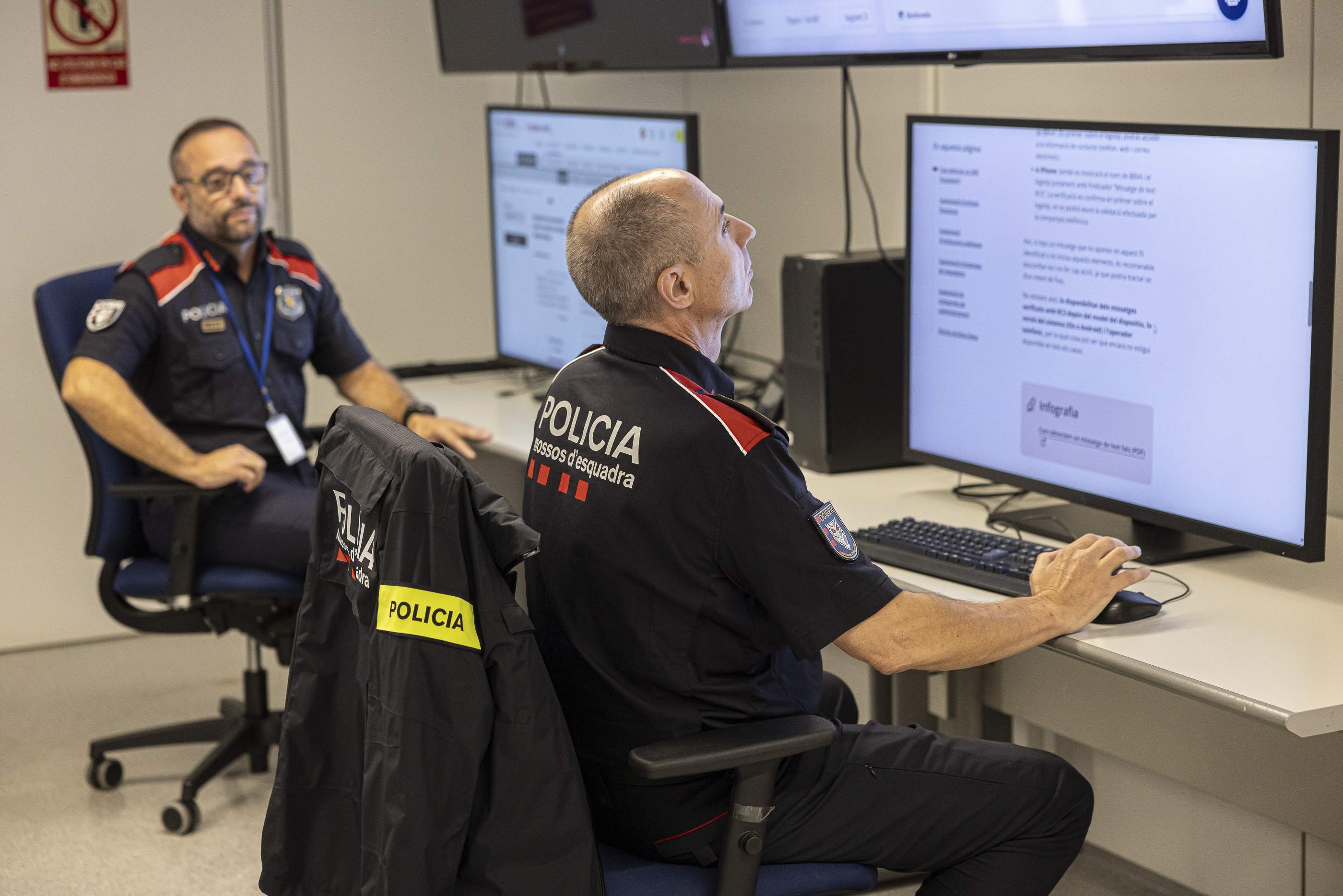 Mossos crean una unidad de ciberinteligencia para anticiparse al auge descontrolado de estafas digitales