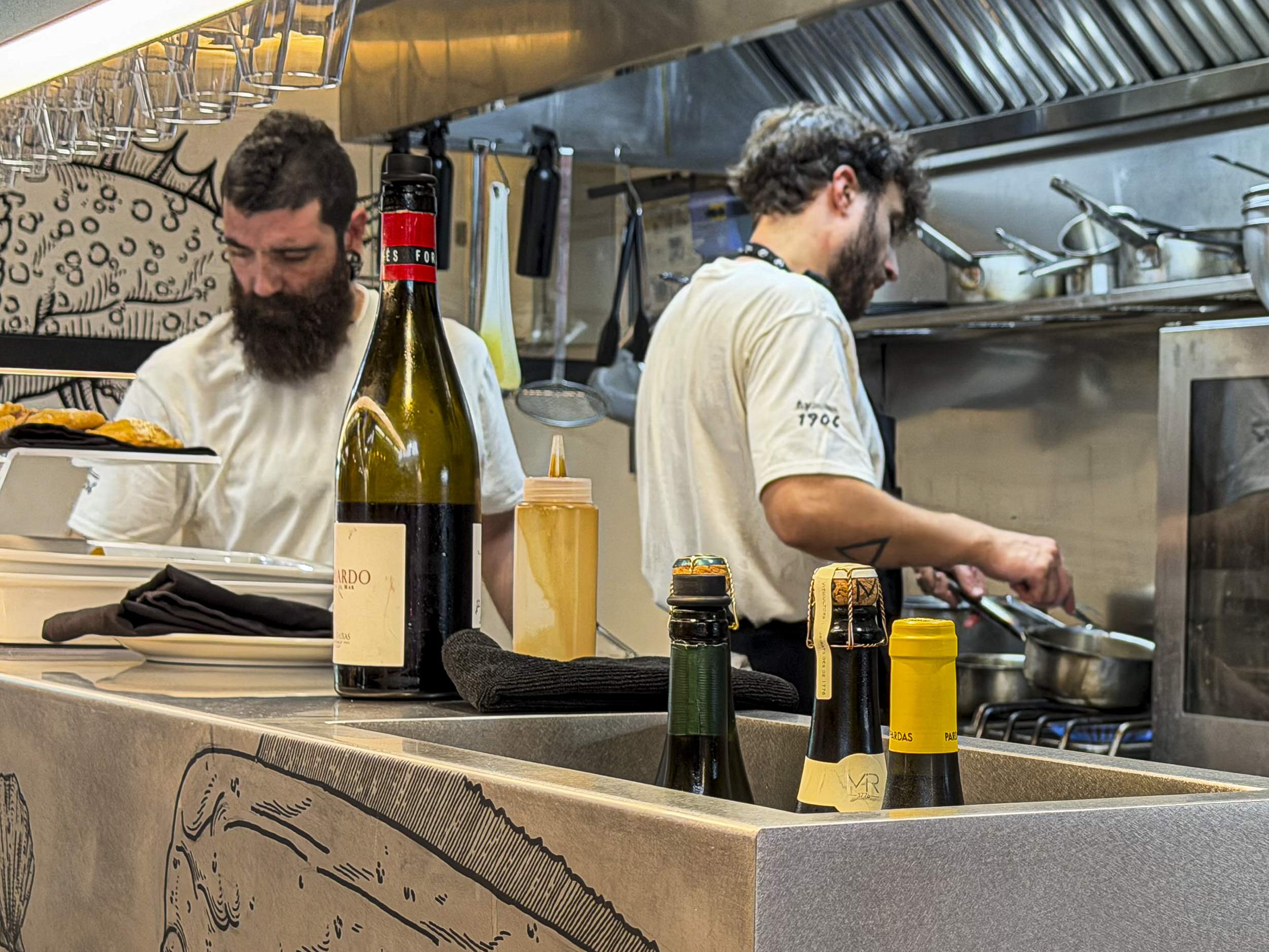 Los 3 restaurantes que conforman la nueva ruta del Mercat de la Llibertat: pescado, marisco y cocina catalana