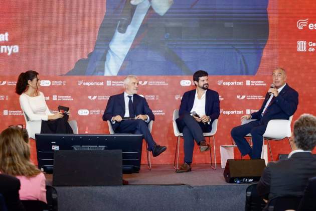 Joan Antoni Samaranch Gearard Esteva Rafa Yuste Congrés de Clubs 2026 / Foto: UFEC Joan Antoni Samaranch Gearard Esteva Rafa Yuste Congrés de Clubs 2026 / Foto: UFEC