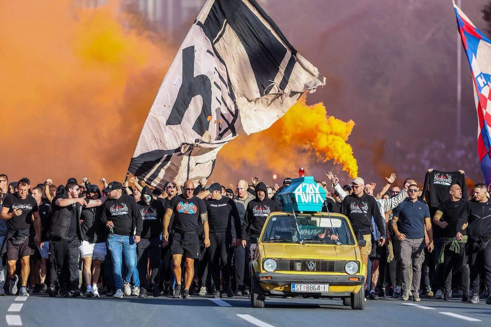 Escàndol a l'Europa League pels càntics pronazis i antisemites en contra de l'Ajax: "Aixafeu els jueus"