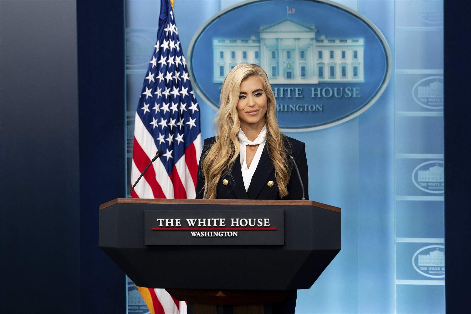 Trump acomiada la seva nova portaveu només una setmana després de nomenar-la