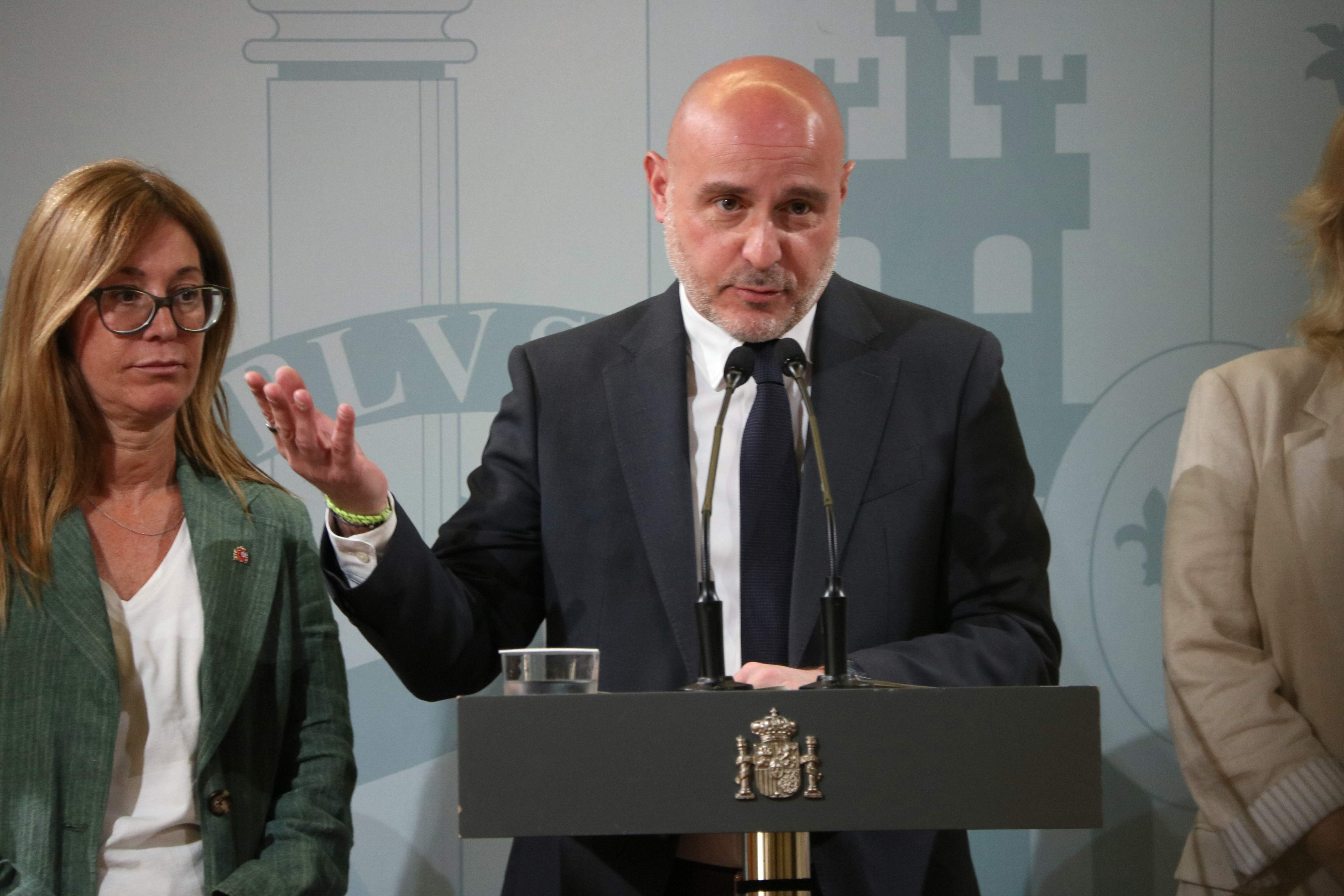 El delegado del Gobierno en Catalunya, Carlos Prieto, deja el cargo para ser candidato del PSC el 29N