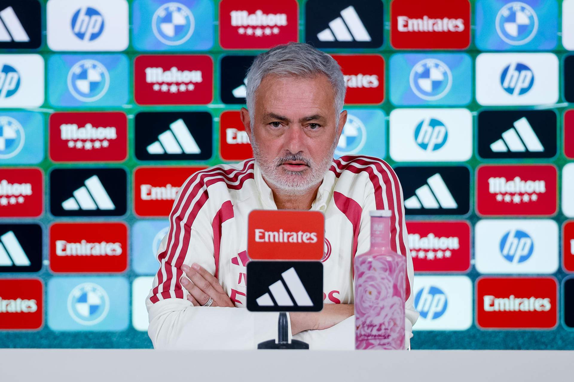 Mourinho se suma a la guerra contra Tebas: "Només té perdó si el seu és un cas clínic"
